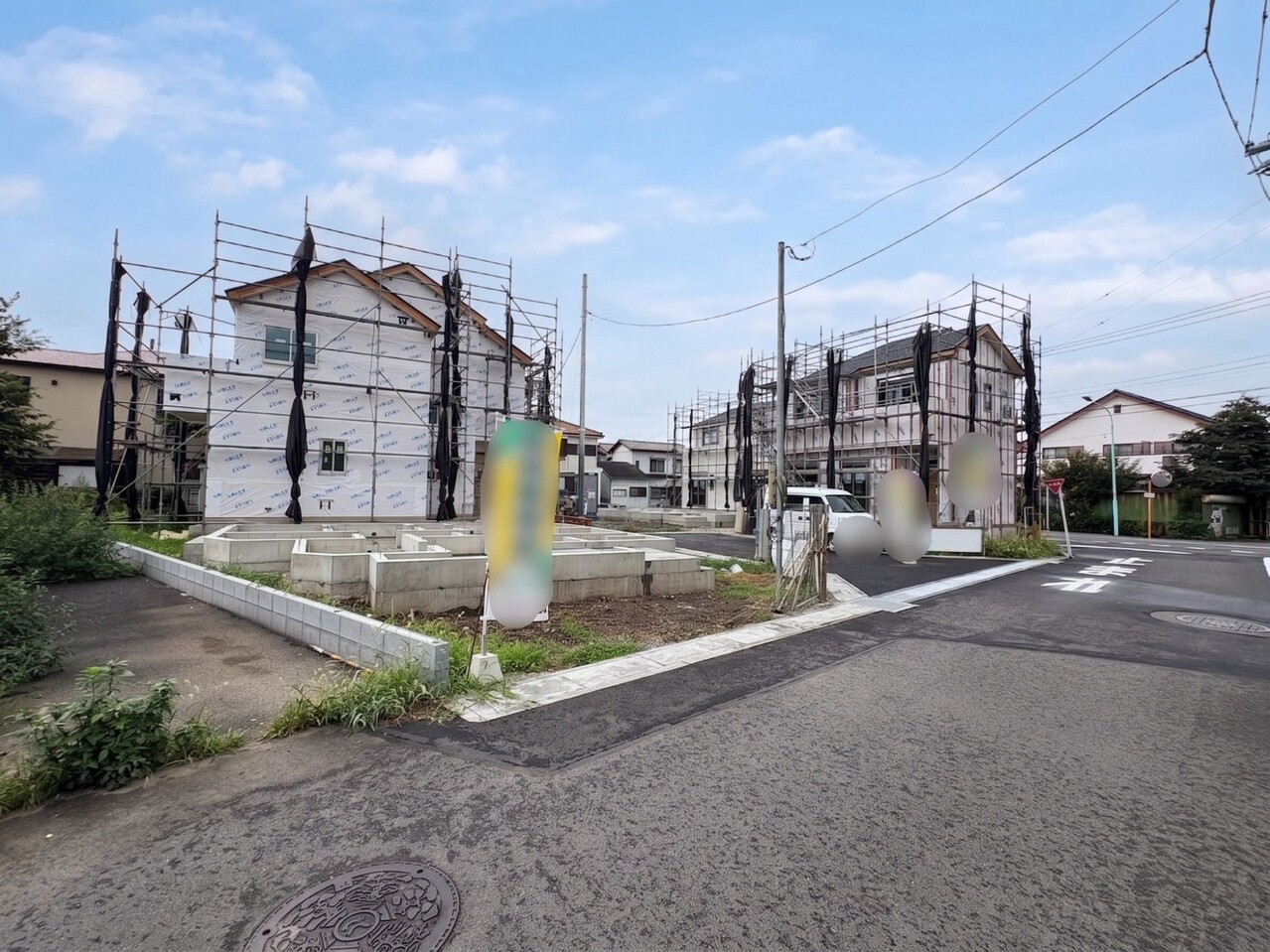 周辺環境とのコラボレーションにより統一感を演出。(令和8年8月撮影)