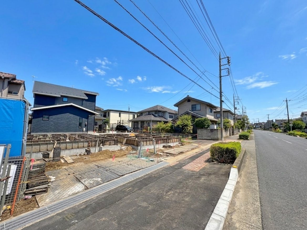 LDKと続き間の洋室付き。くつろぎの時間をさらに開放的にします。(令和8年8月撮影)