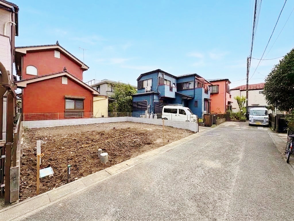 二部屋から行き来できる続きバルコニーを配置しています。(令和8年9月撮影)