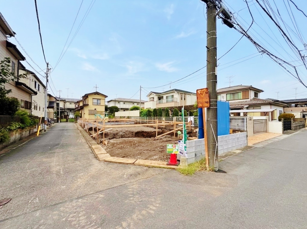 岩槻駅まで徒歩23分の立地。(令和8年9月 撮影)