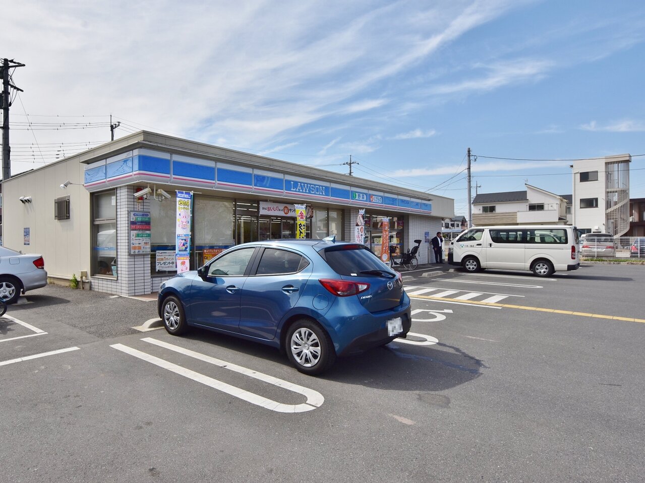 ローソン春岡一丁目店まで約642m