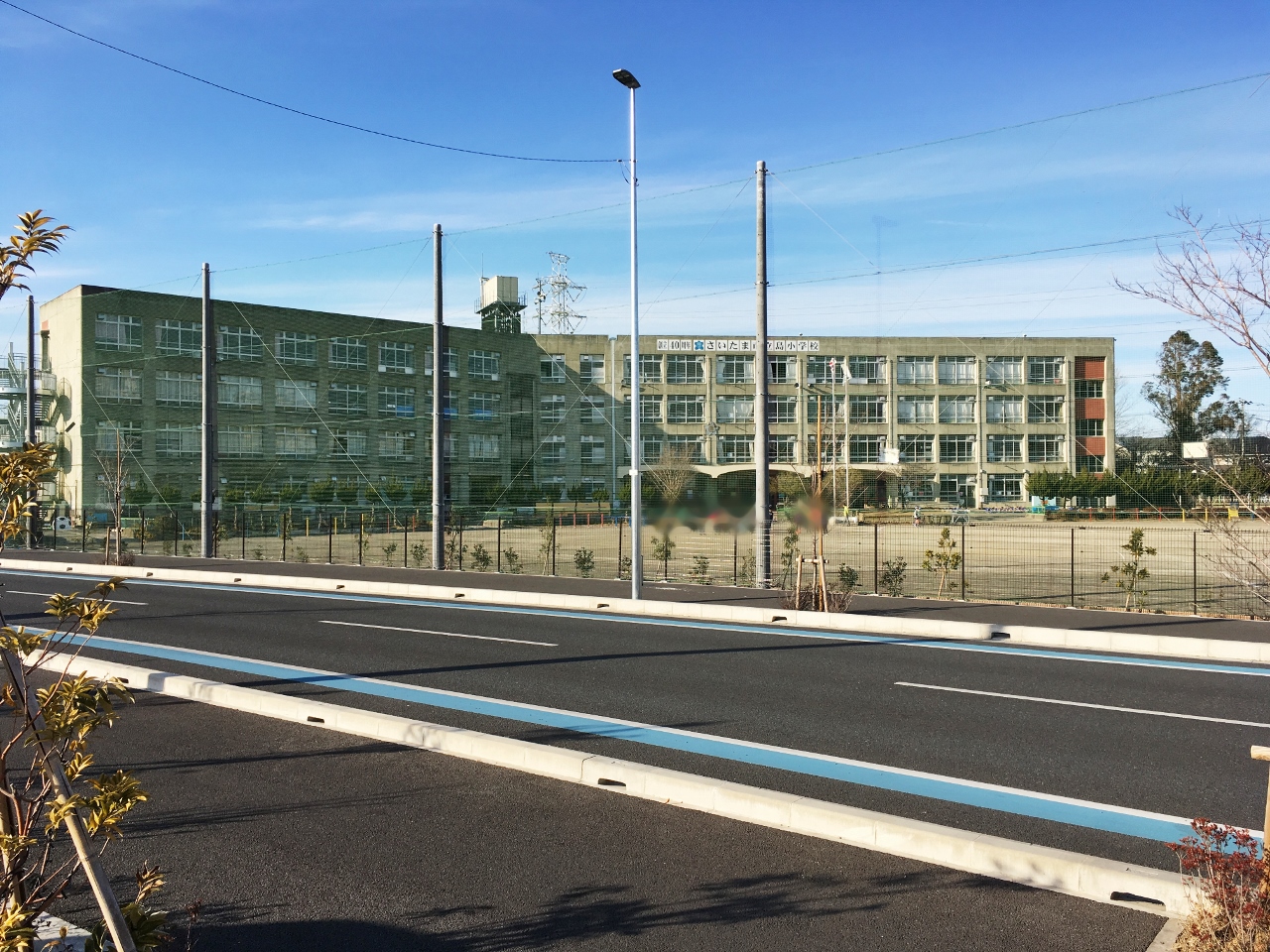 島小学校まで約950m
