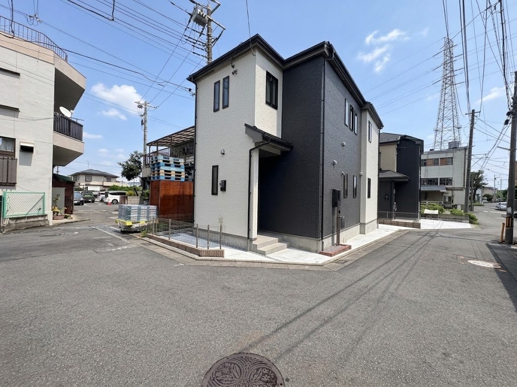 LDKは広々18帖超、カウンターキッチンを採用しています。