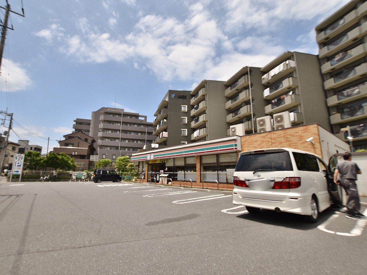 セブン-イレブン さいたま大谷場店まで約600m