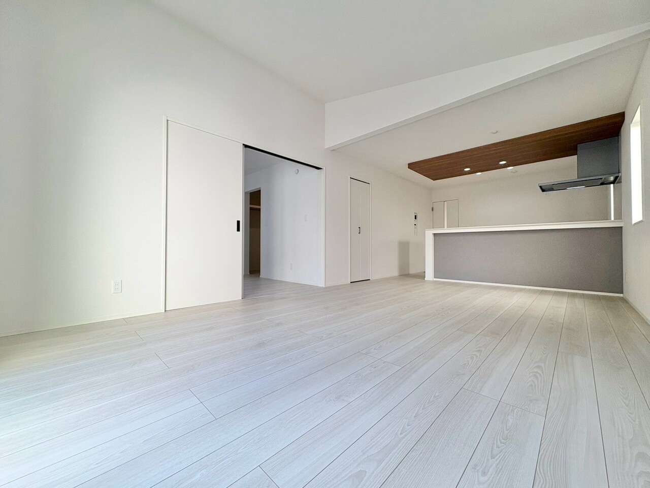 我が家の室内空間を華やかに演出してくれる見事な意匠。