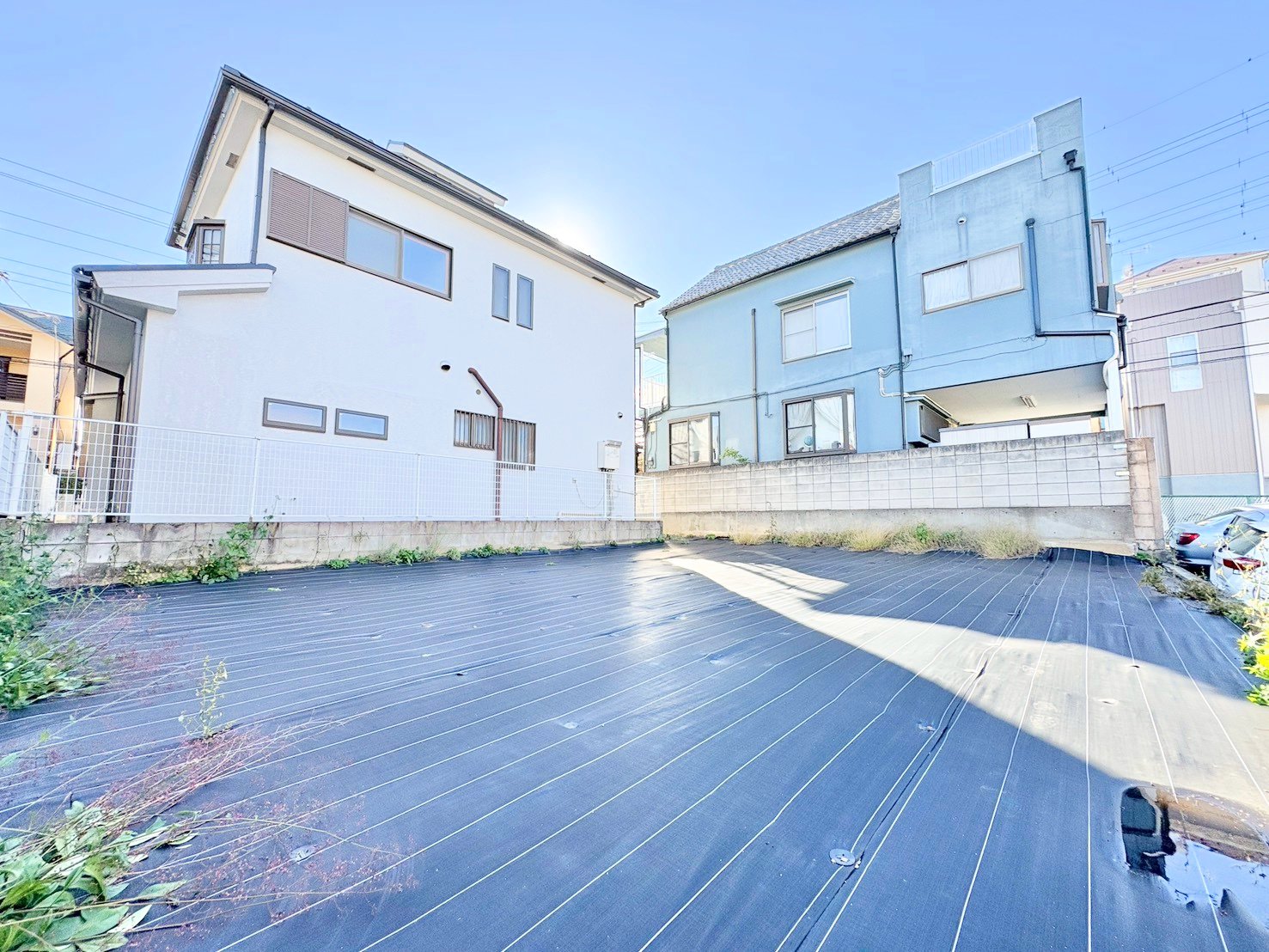 小学校まで徒歩2分、中学校まで徒歩8分でお子様の通学も安心です。