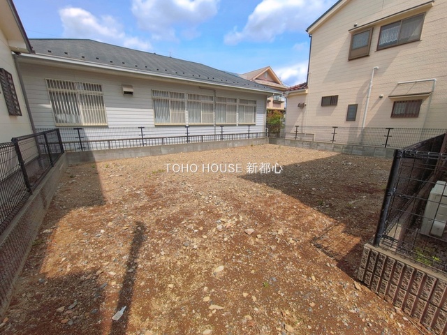 越谷市東大沢３丁目