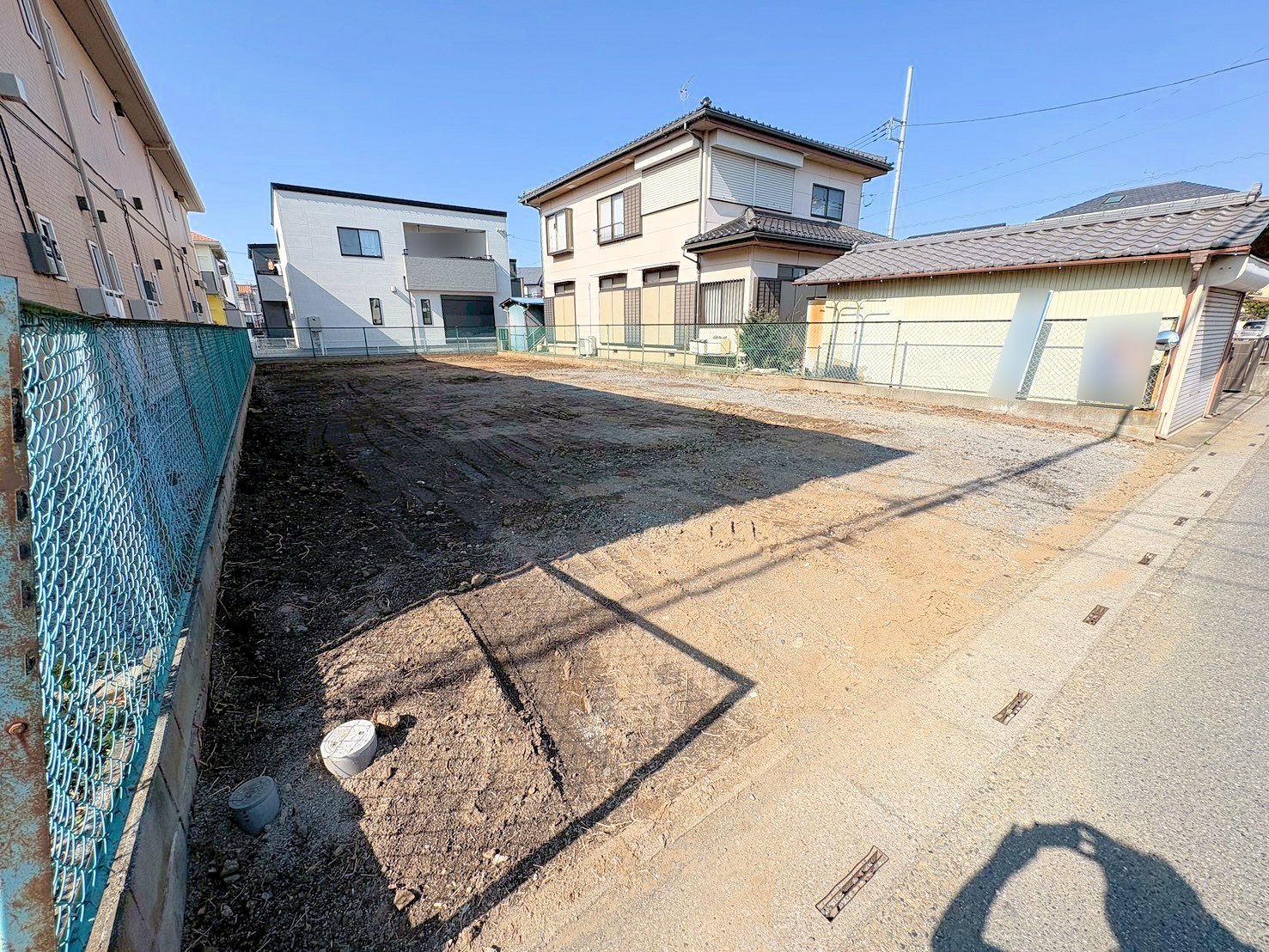 小学校まで徒歩9分でお子様の通学も安心です。