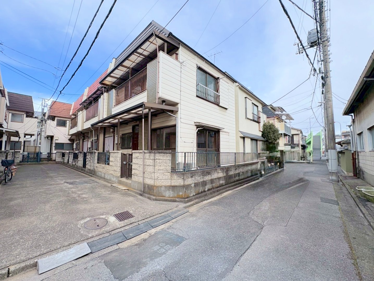 北浦和駅、南与野駅まで徒歩15分の2駅利用可の立地です。(令和8年1月 撮影)