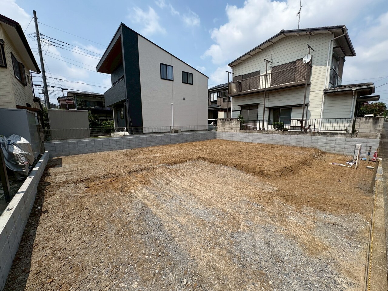 敷地面積は43坪以上、お好きなハウスメーカーで建築可能です。