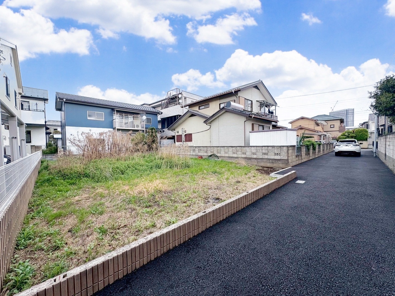 お好きなハウスメーカーで建築可能です。