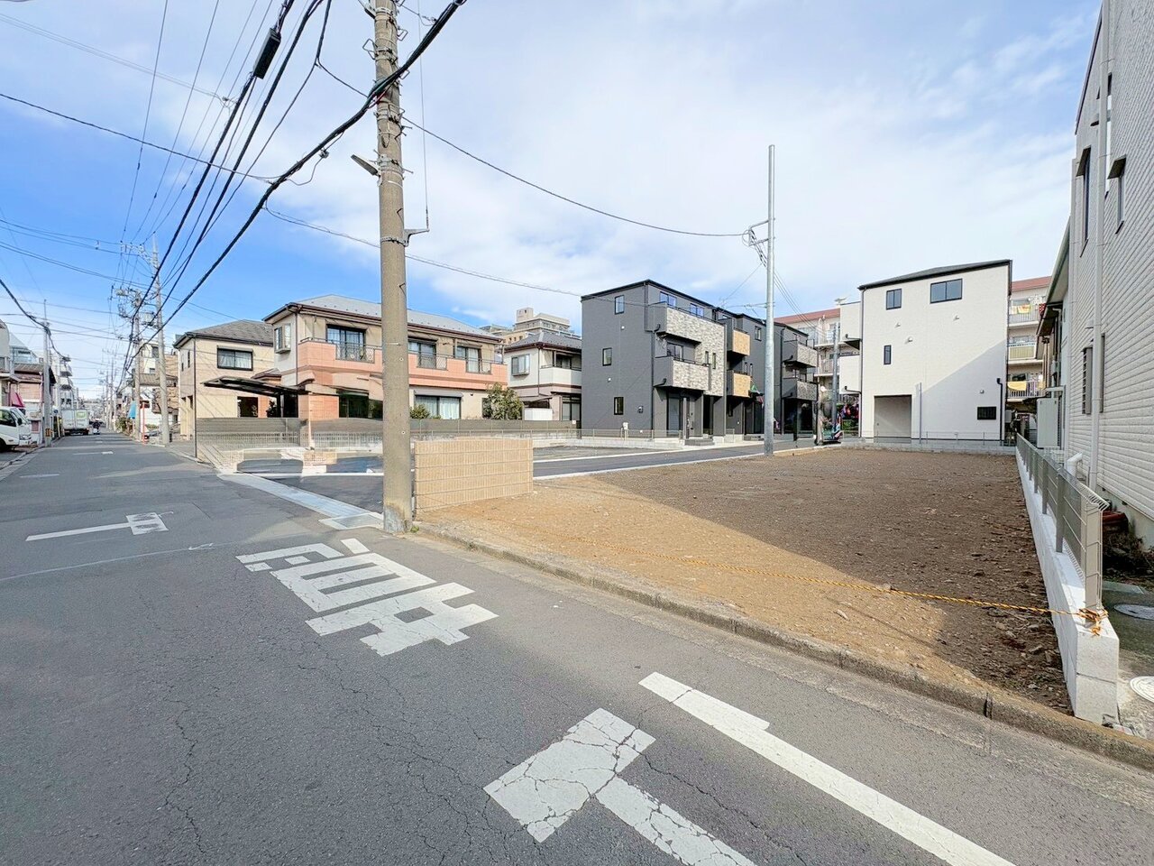 建築条件はございません。お好きなハウスメーカーで建築可能です。