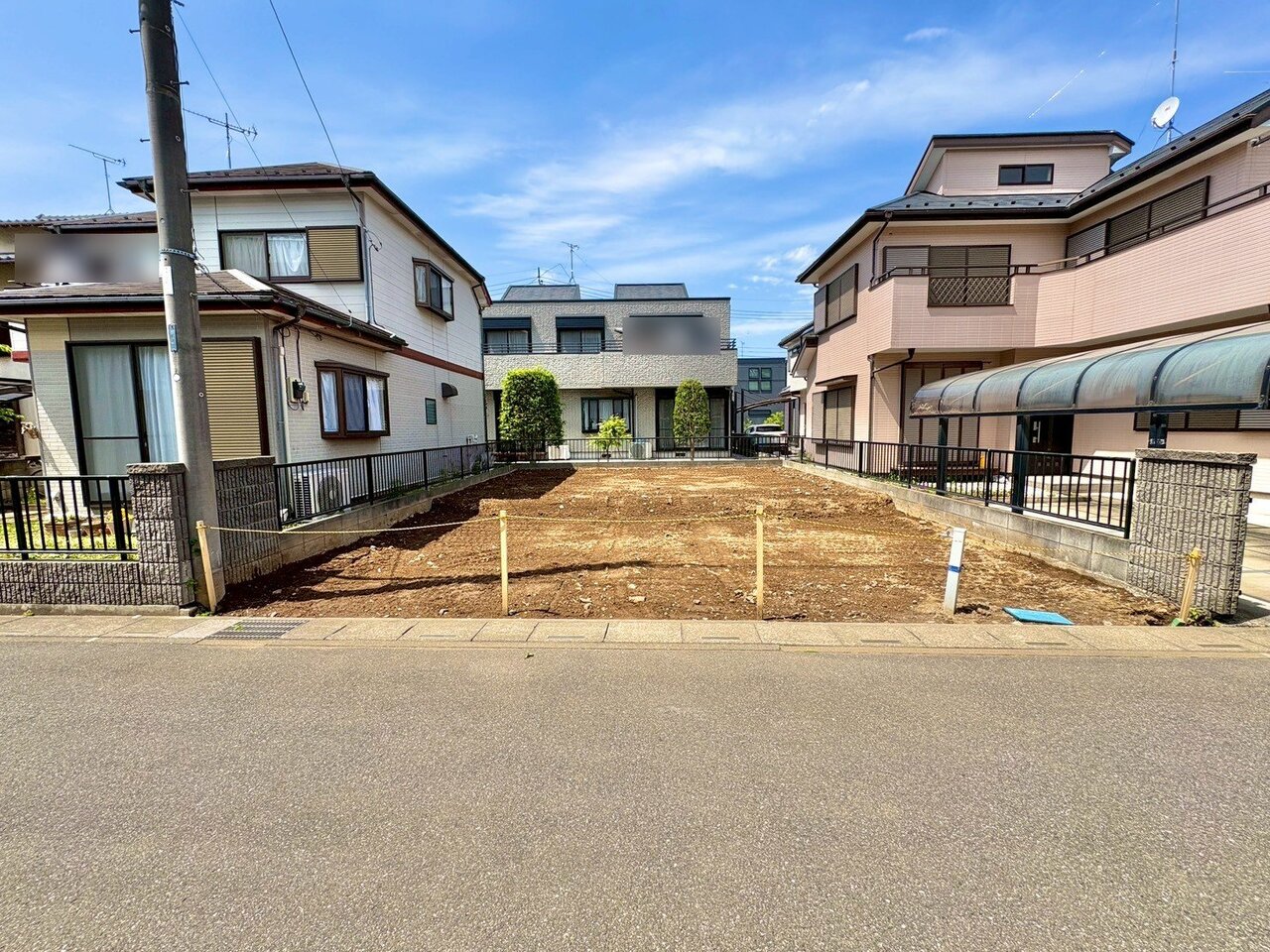 岩槻駅徒歩17分の立地。
