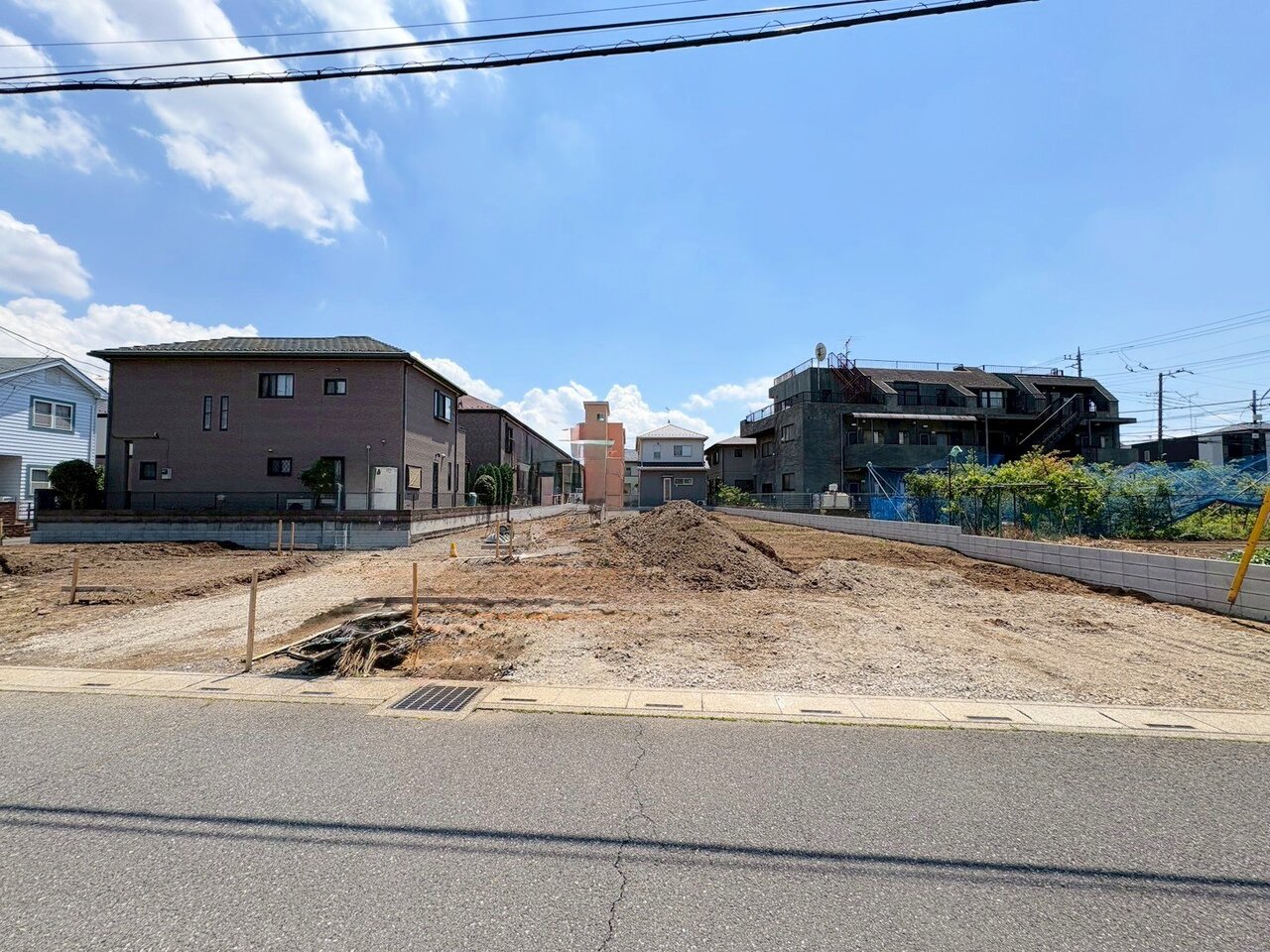 建築条件はございません。お好きなハウスメーカーで建築可能です。