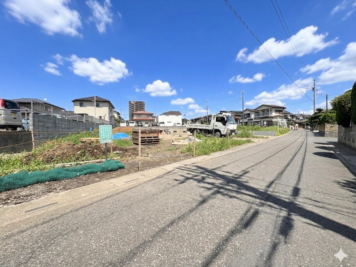 敷地広々39坪。建築条件はございません。