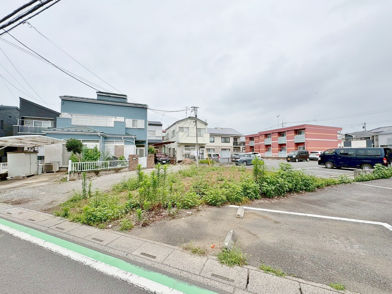 小・中学校まで徒歩１０分圏内です。