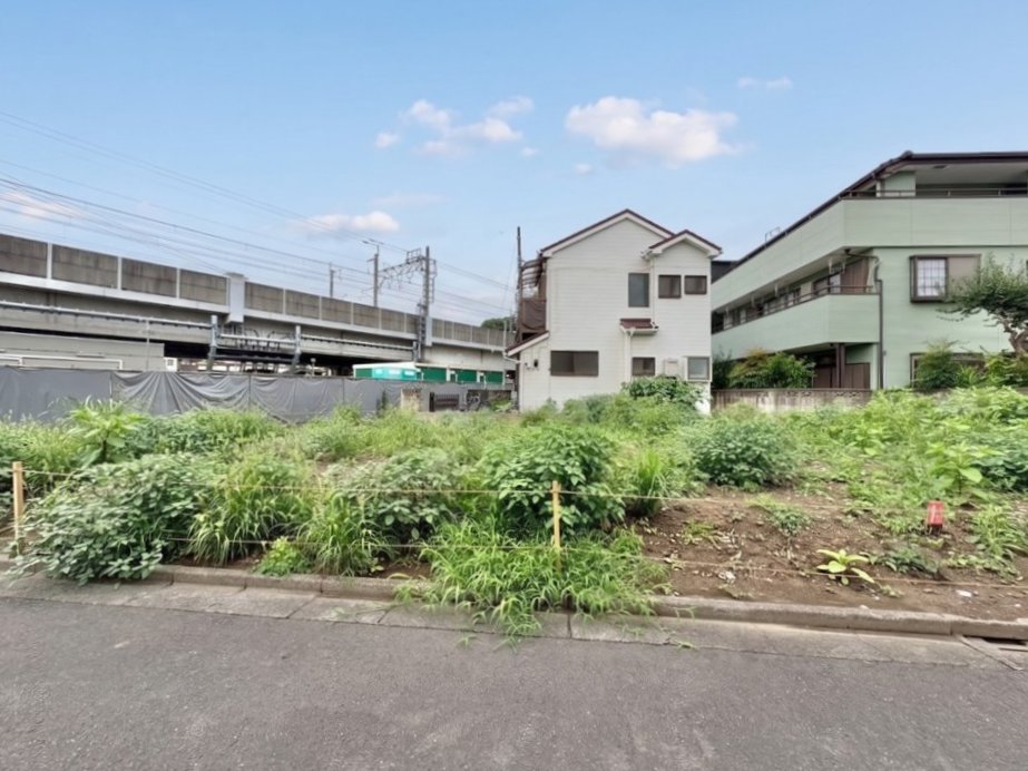 コンビニやドラッグストアまで」徒歩圏内です。