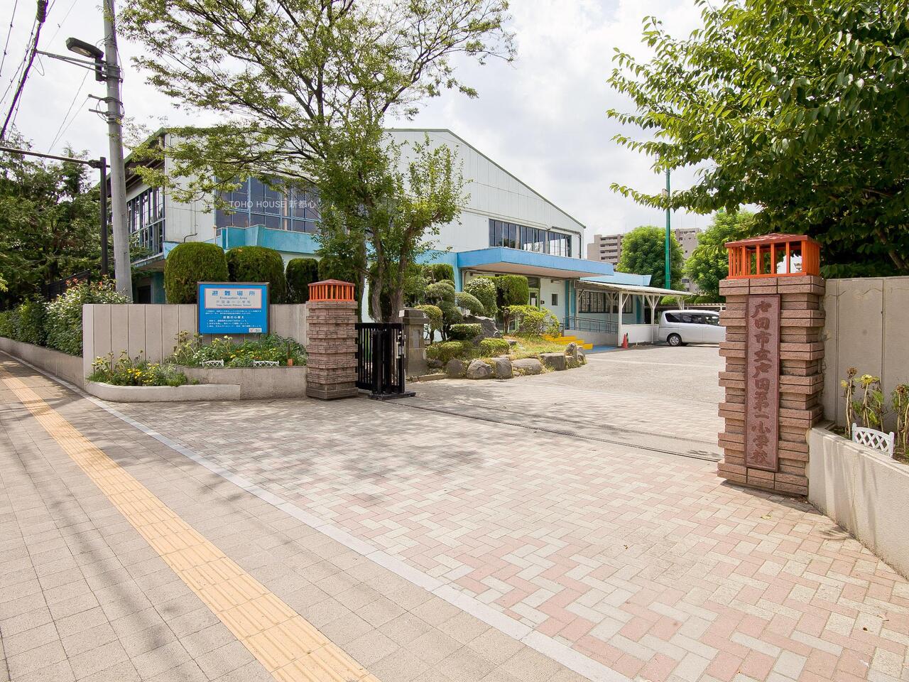 戸田市立戸田第一小学校まで約350m