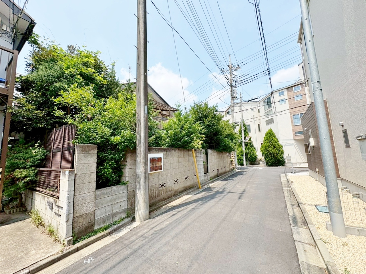 敷地59坪以上、建築条件はございません(令和8年7月撮影)（更地渡し）