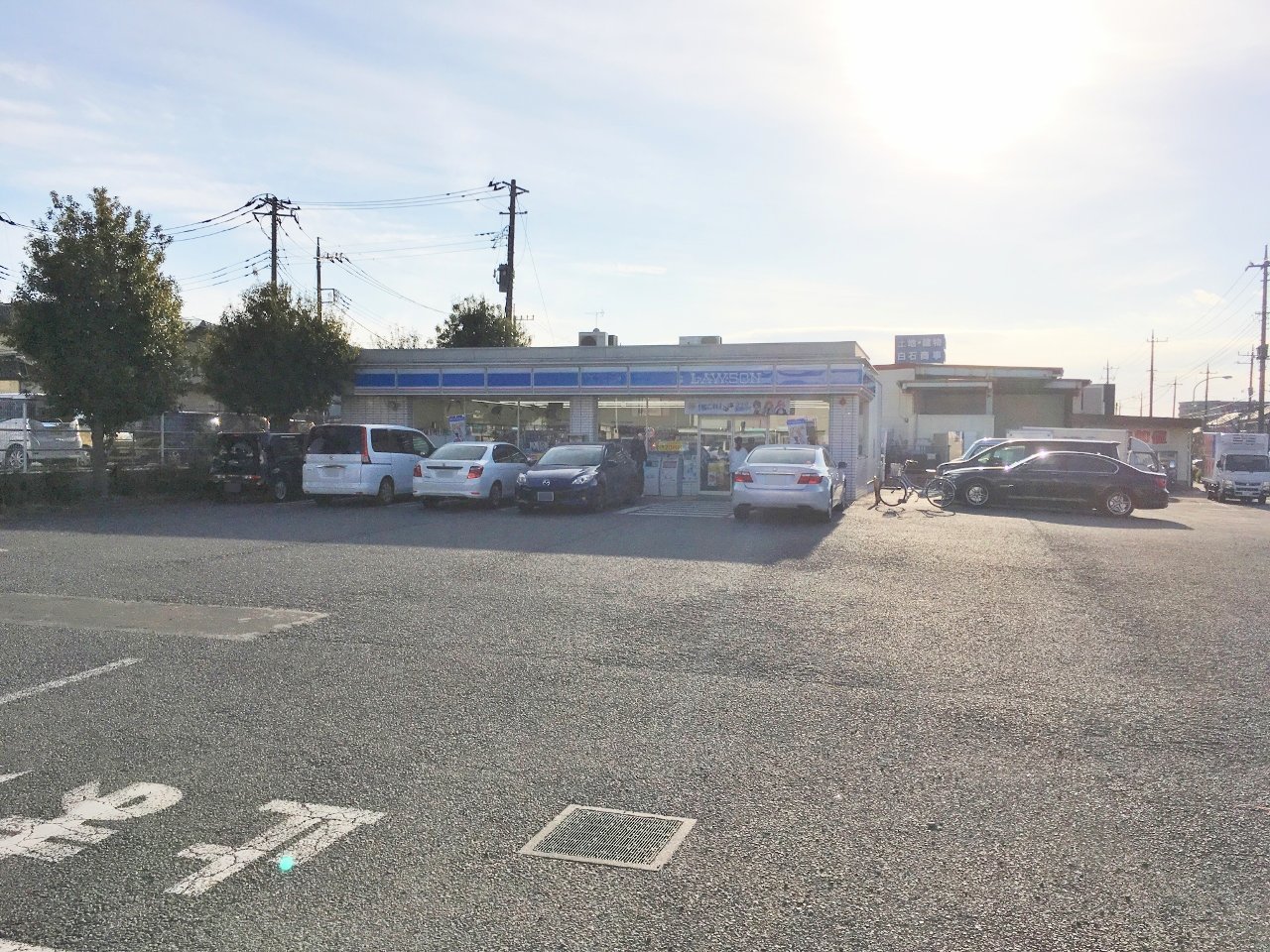 ローソン さいたま深作店まで約500m