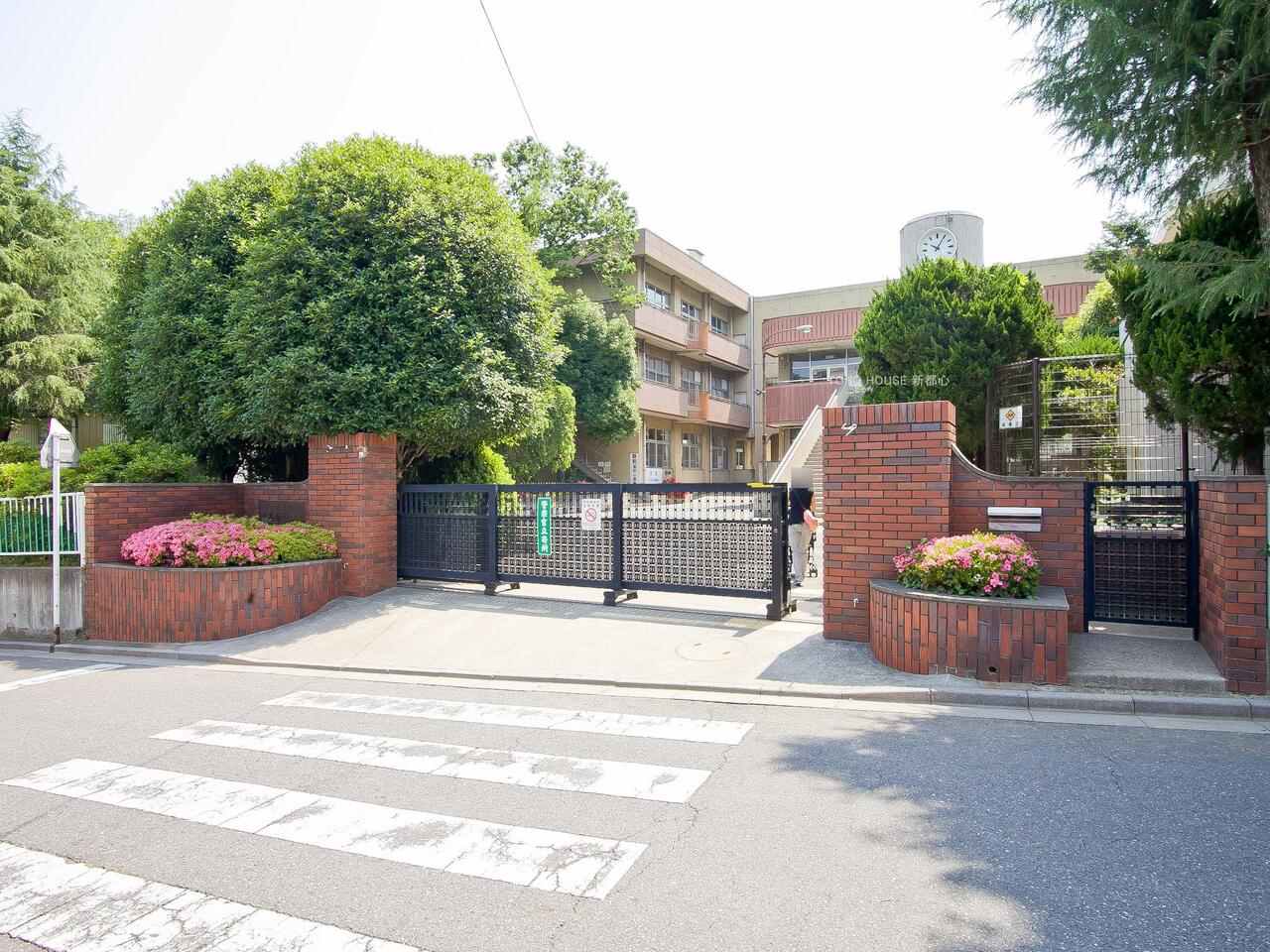 大谷場小学校まで約300m