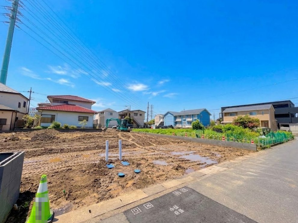 お好きなハウスメーカーで建築可能です。(令和8年9月撮影)