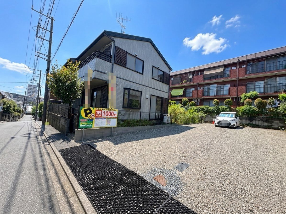 建築条件はございません。お好きなハウスメーカーで建築可能です。(古家あり)(令和8年9月撮影)