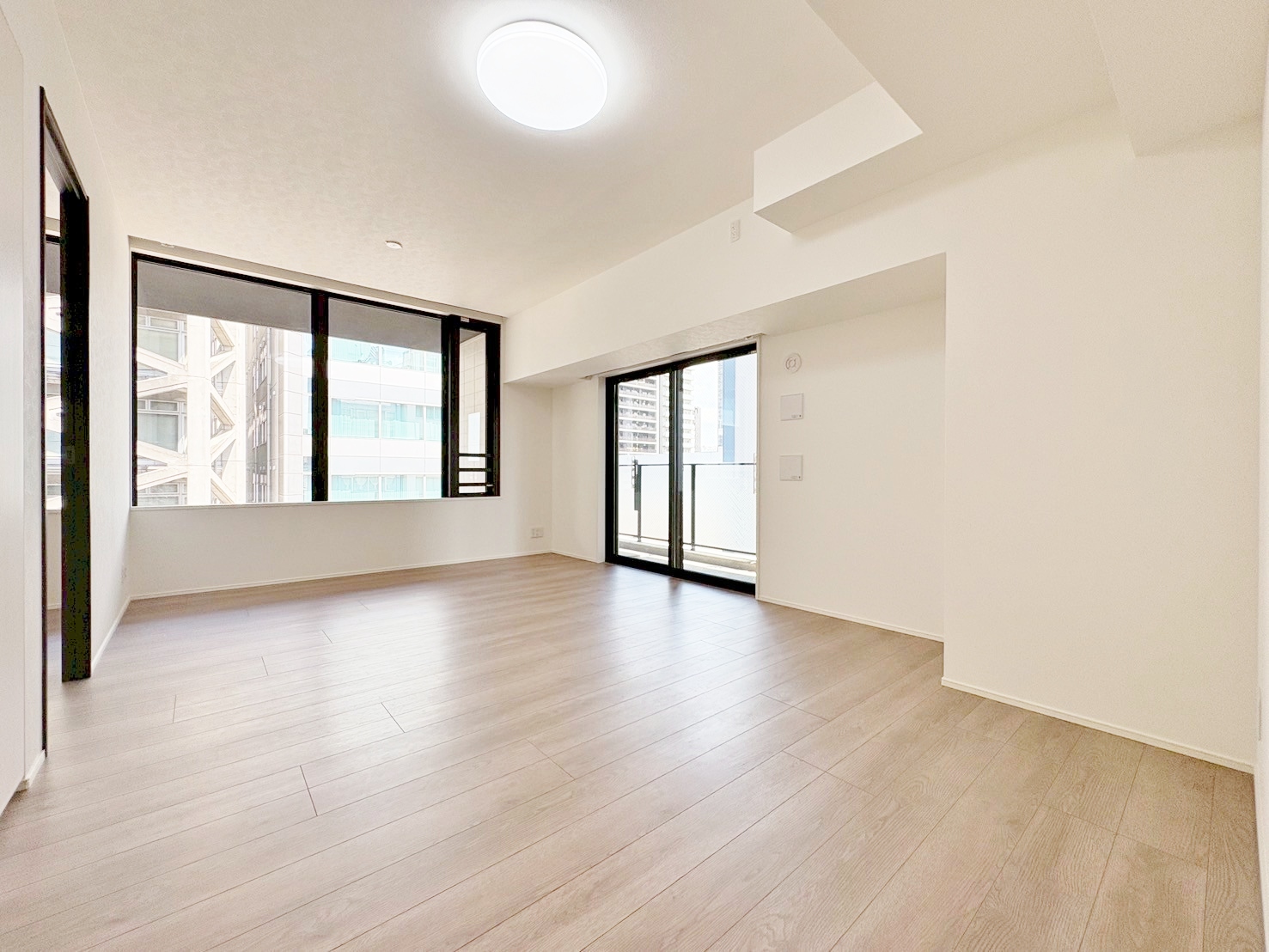 住む人の暮らしを心地よく彩り、愛着の深まる空間へ。