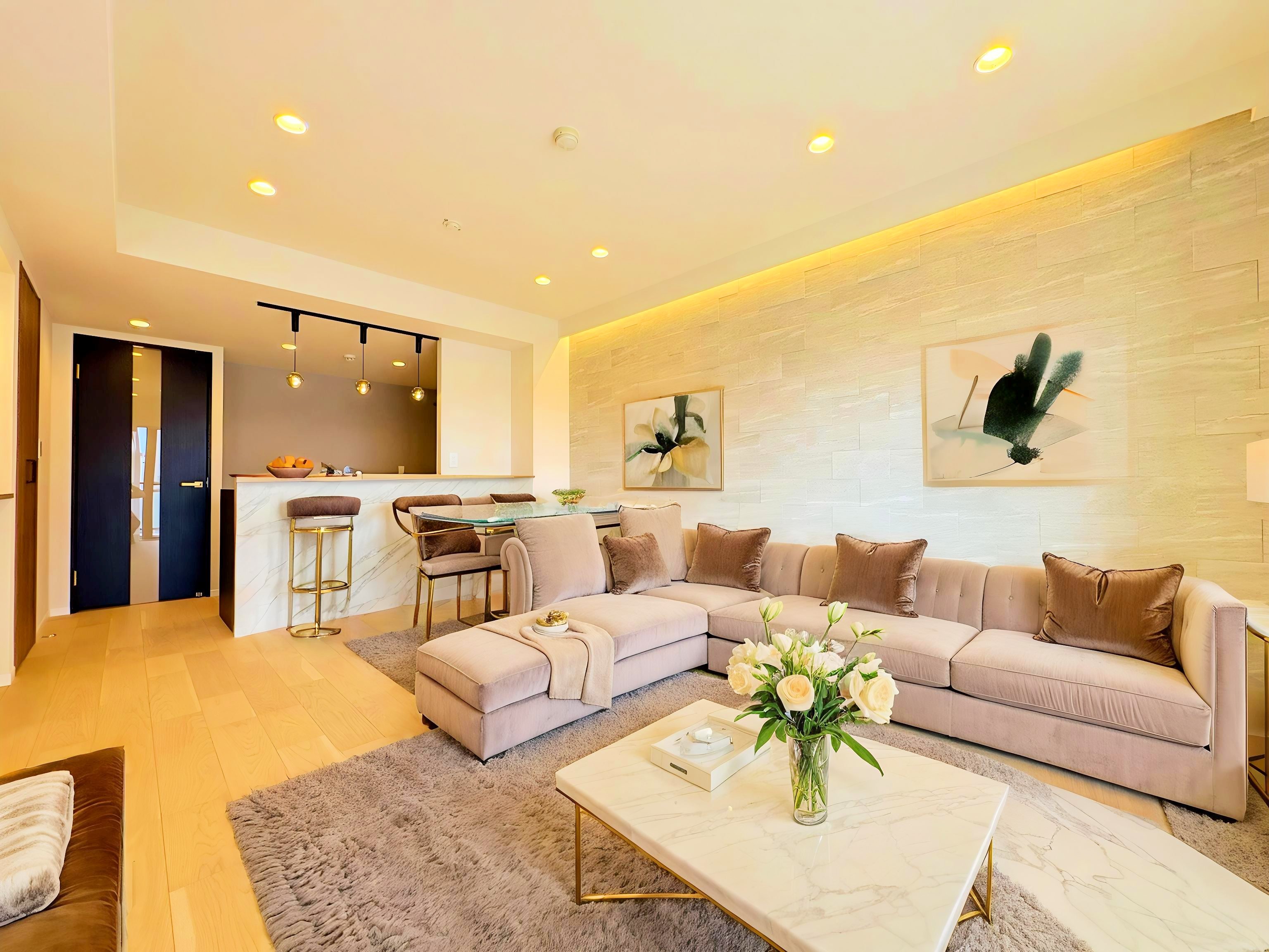 ゼファー武蔵浦和