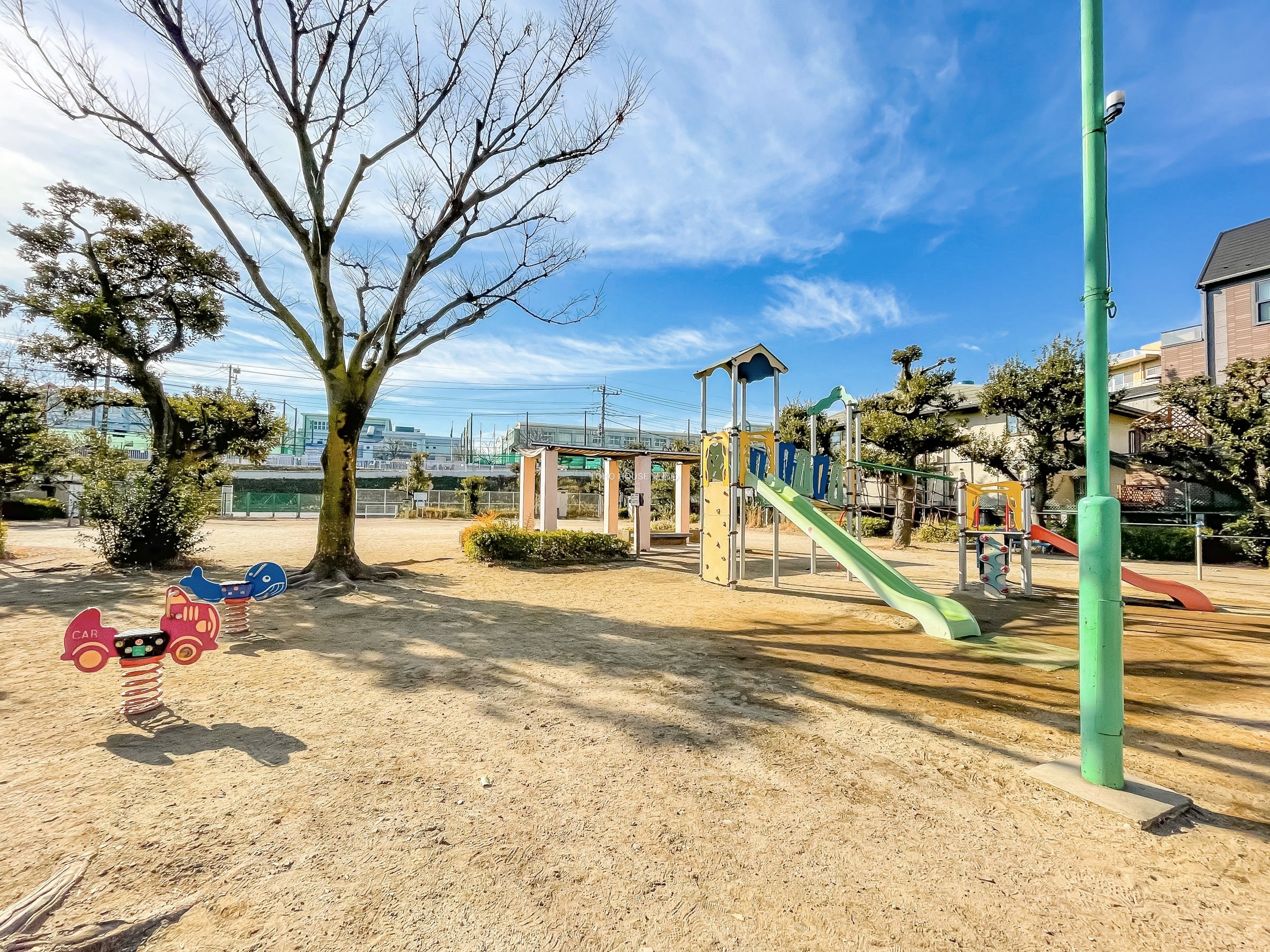 本町１丁目広場遊園まで約500m