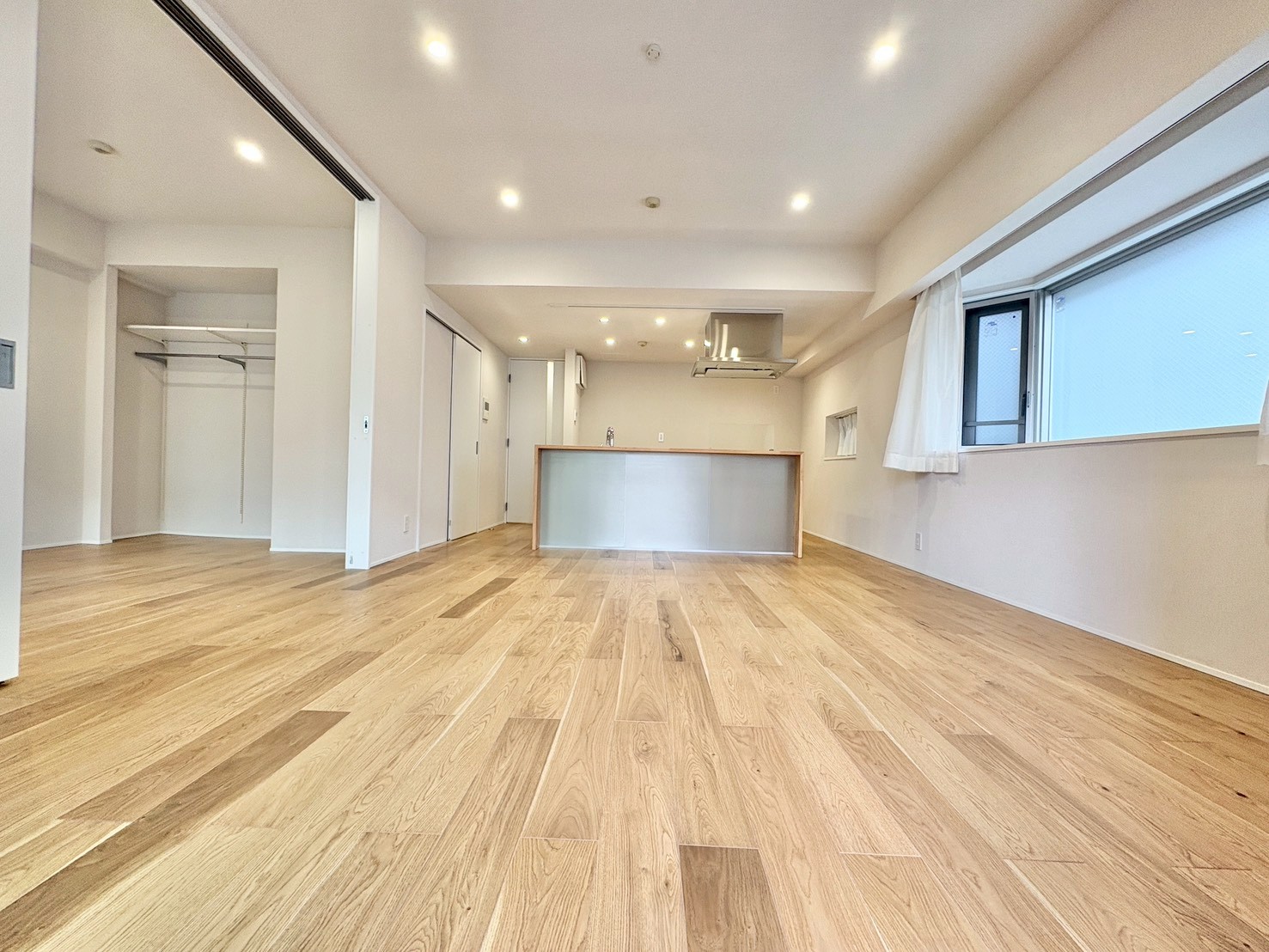 LDK16.6帖＋続き間洋室6.3帖の広々空間。