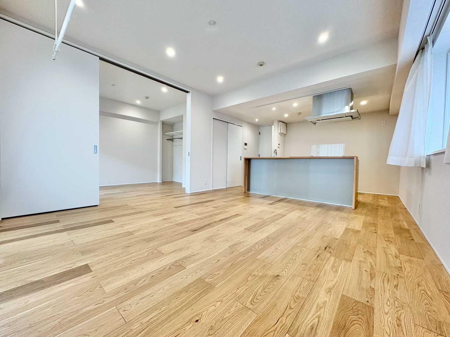 明るく開放的な空間が広がる、キッチン・ダイニング・リビング。