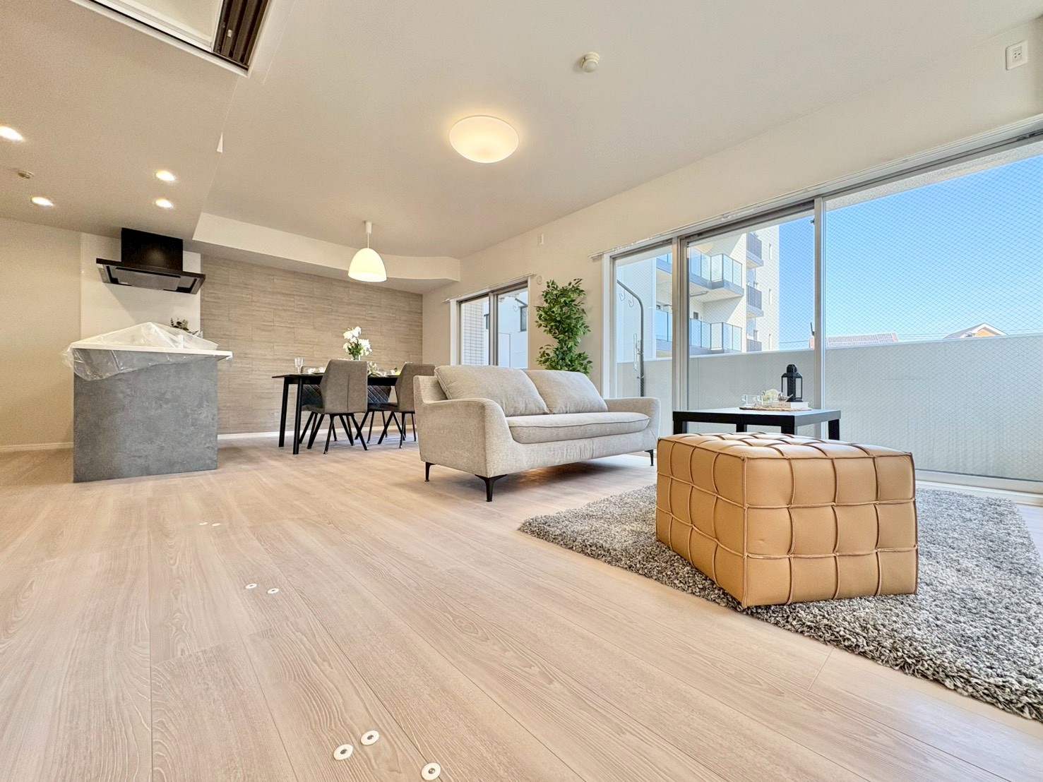 我が家の室内空間を華やかに演出してくれる見事な意匠。