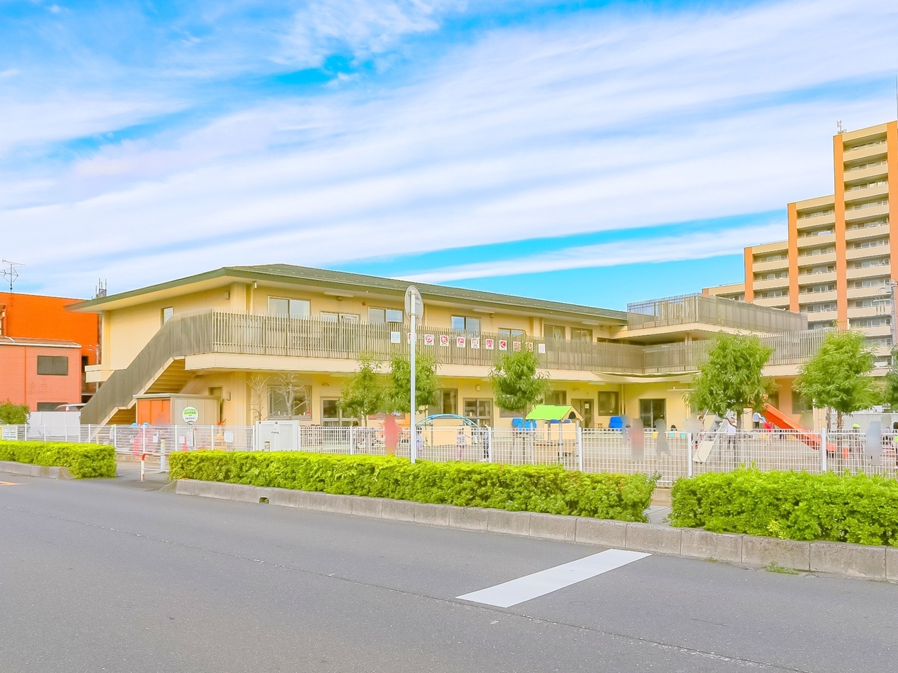 曲本保育園まで約350m