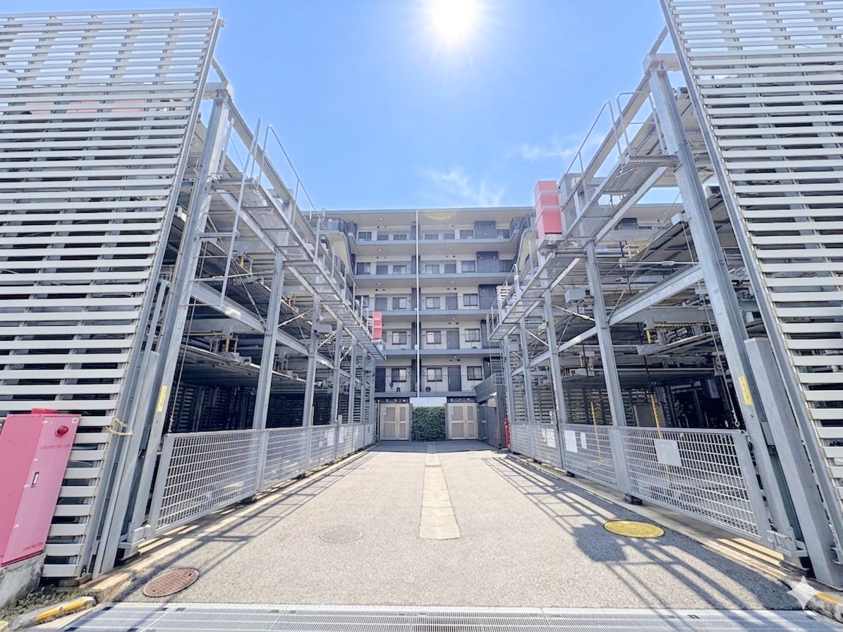 駐車場の空き状況はご確認ください。