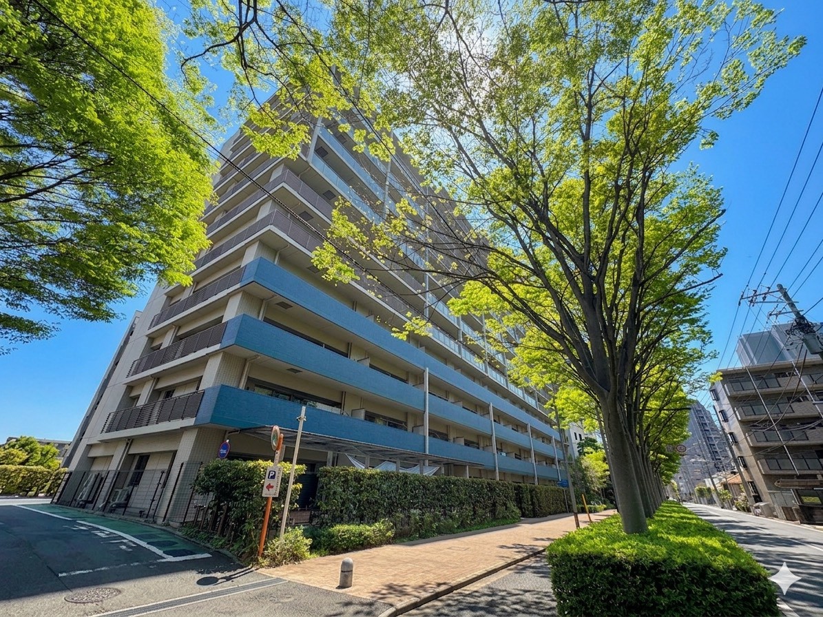 約13.8帖のLDと約3.5帖のキッチンで広々使えます。