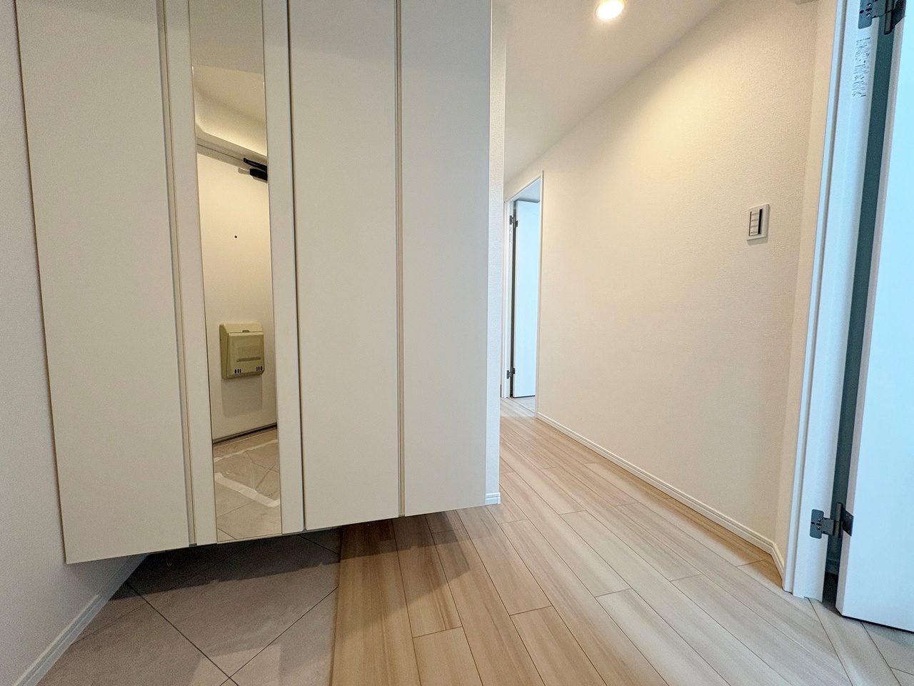 たくさんの靴をすっきりと収納できます。