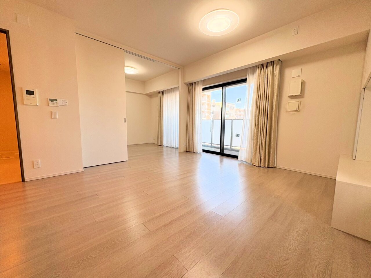 どこにいても空間全体を見渡せるおしゃれなＬＤＫです。