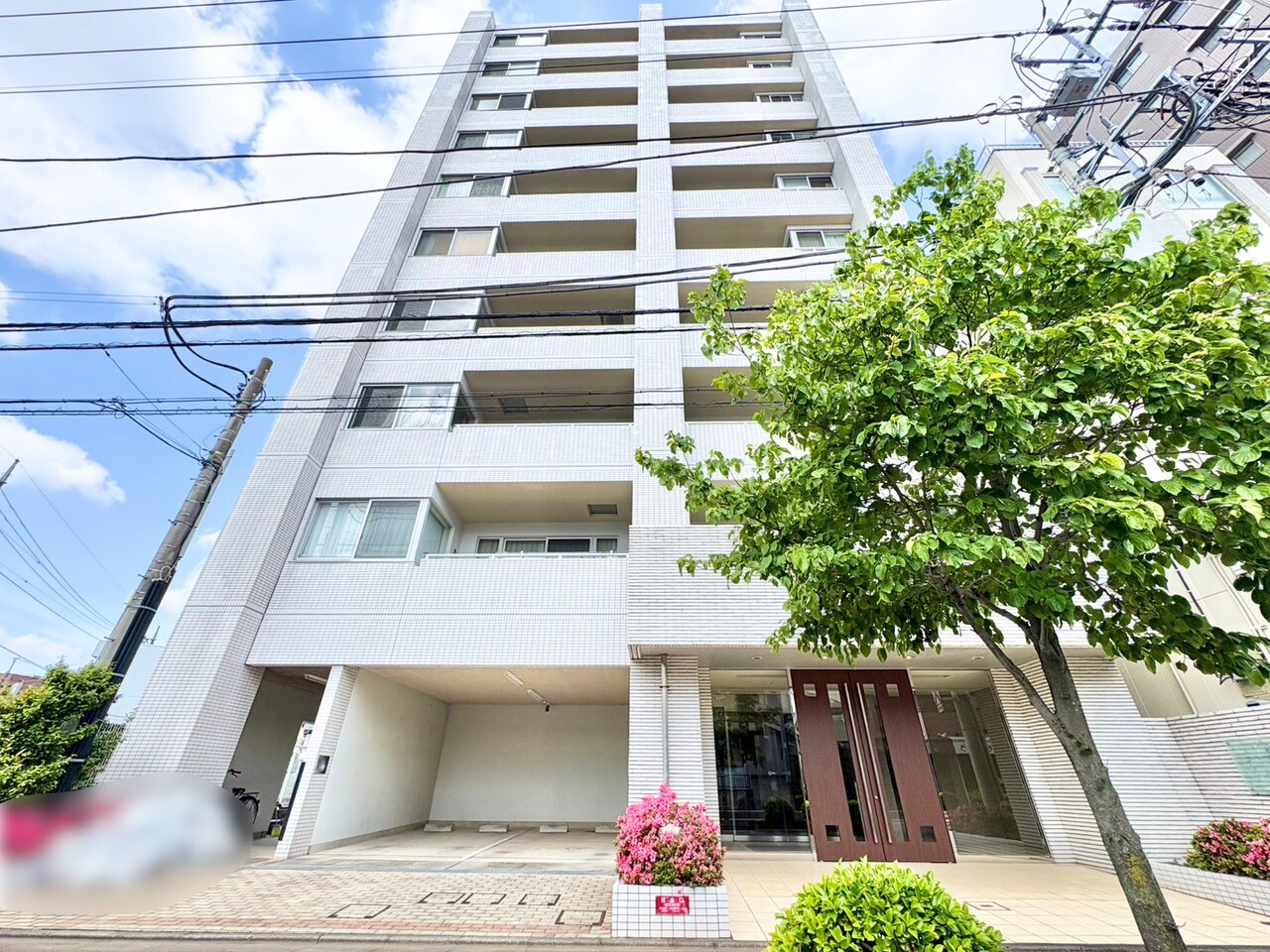角部屋につき陽当たり・通風両行です。