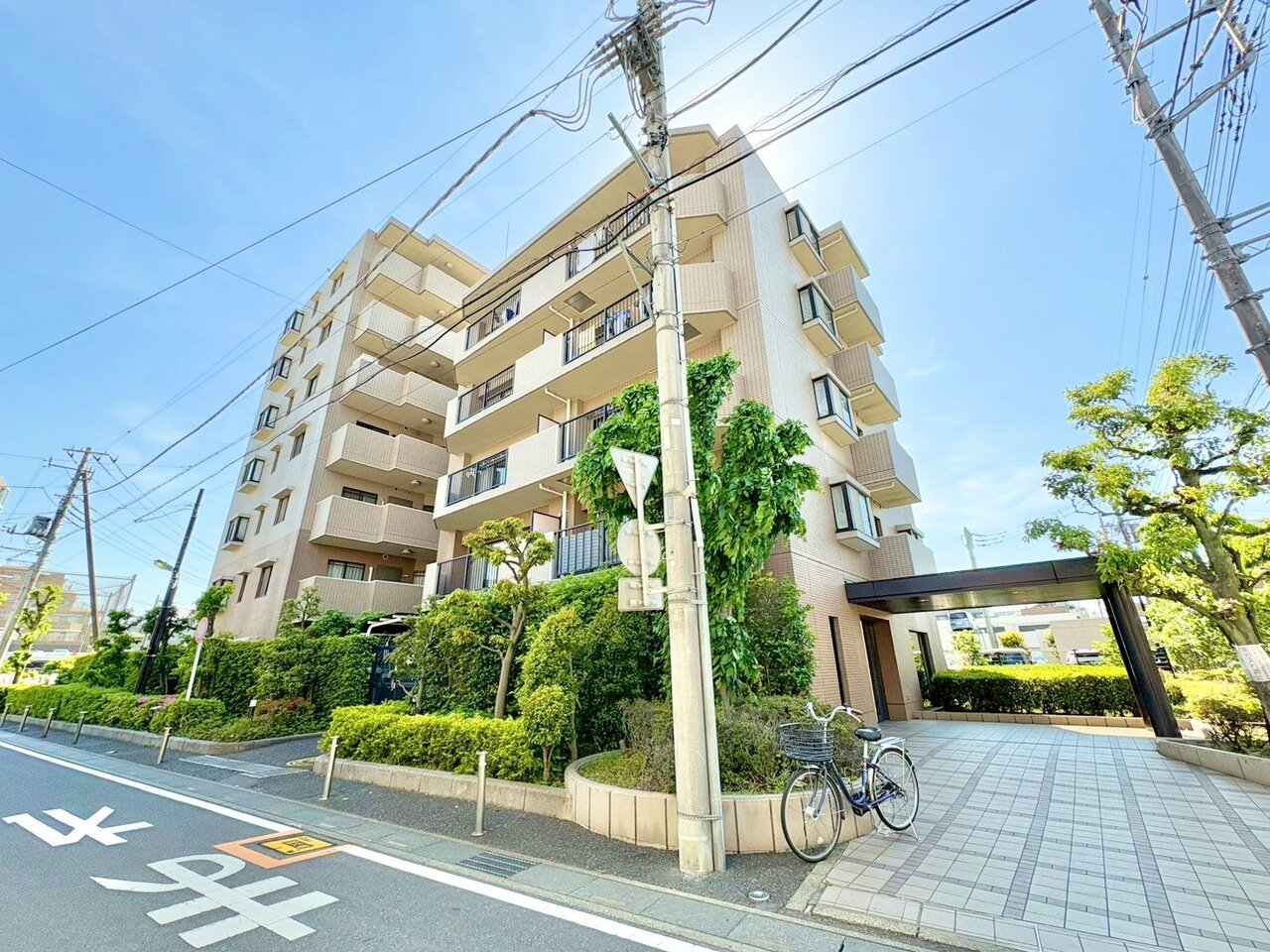 戸田駅徒歩6分、駅まで距離が近く、移動時間を大幅に短縮できます。