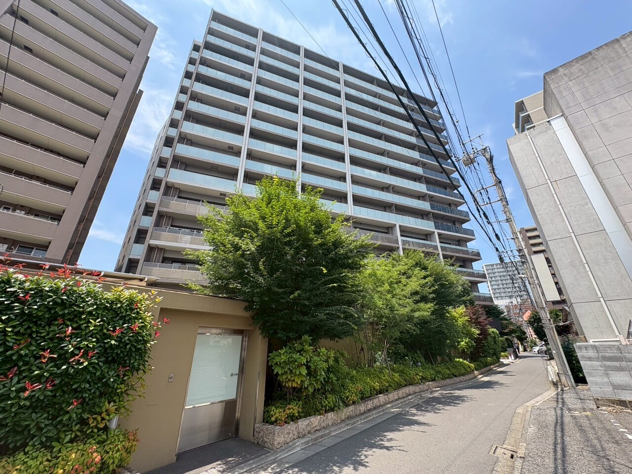 ＷＩＣなど豊富な収納スペース付き。