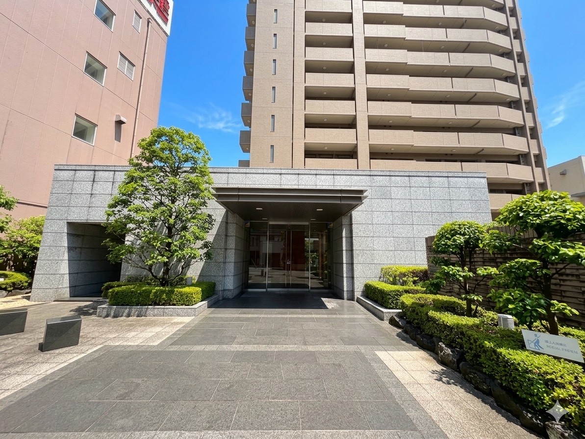 駐車場の空き状況はご確認ください。