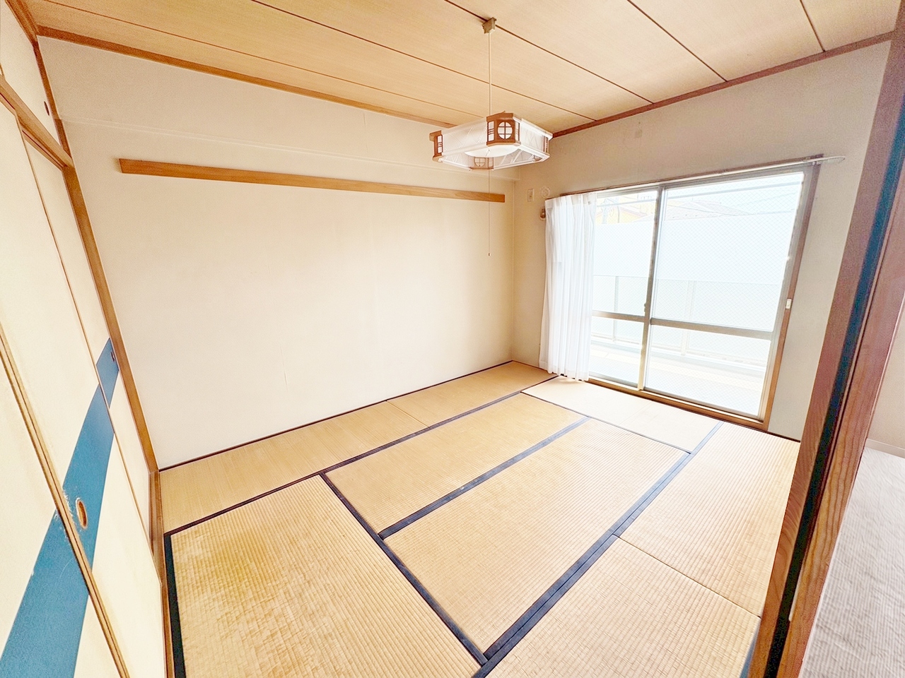子育て中も安心して使える続き間和室を設けました。