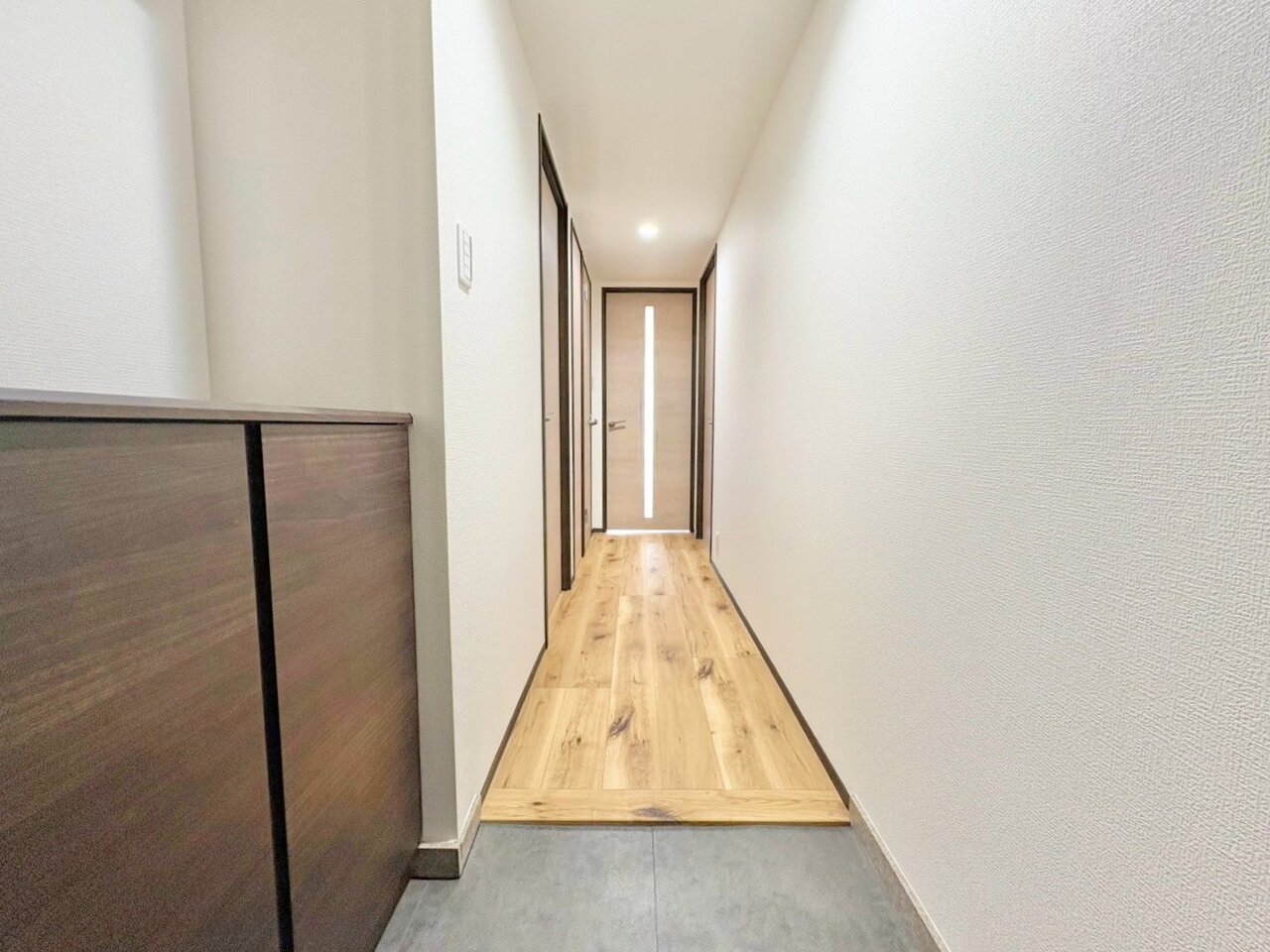 ドアを開けた瞬間、そのきらびやかさに感動する空間。
