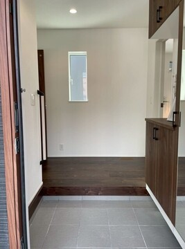 玄関（10号棟）