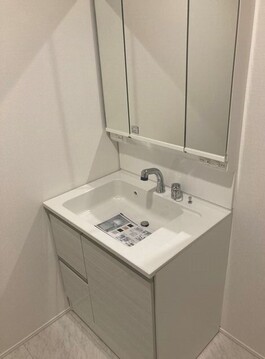 一日の始まりは洗面所から。さぁ顔を洗って気合を入れよう