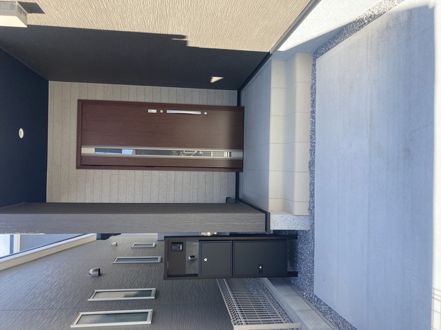 住まいの「第一印象」となる玄関のスライド画像