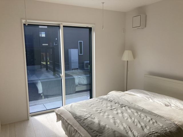 プライベートを満喫できる洋室のスライド画像