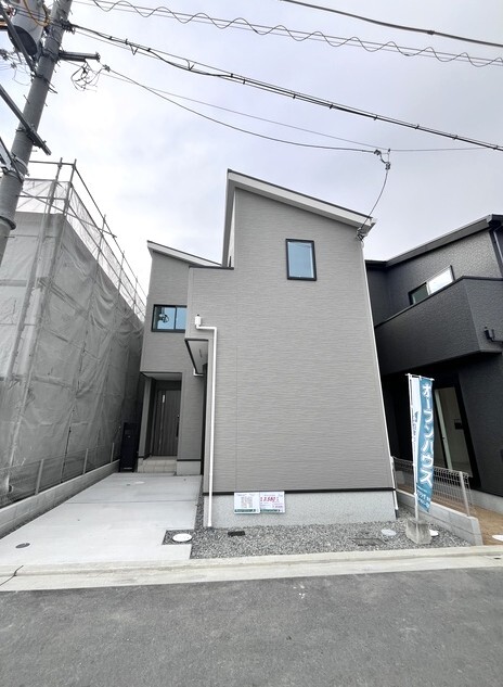 外観写真（3号棟）のスライド画像