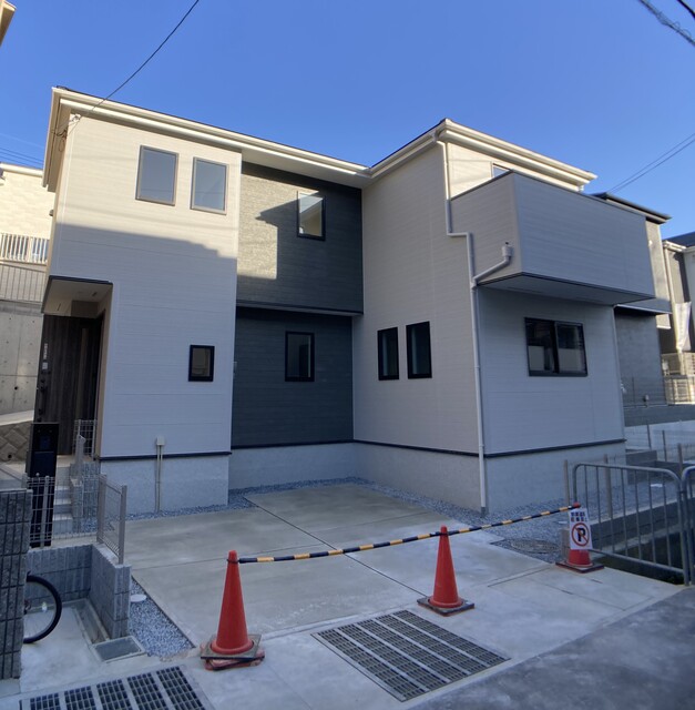 リナージュ高槻市唐崎中　第１期